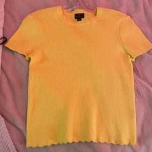 Cute yellow shirt
